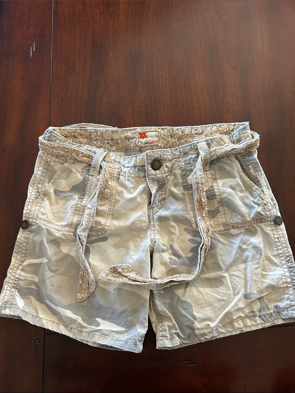 Twill 22 Light Camo Cargo Shorts with Lace Tie Belt Convertible length
